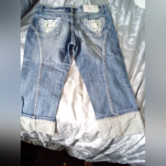 Denim capris - Picture 2 of 3